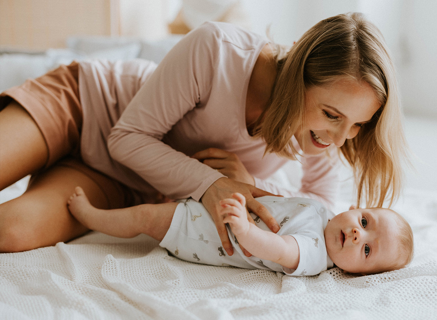 maternity tops and bottoms online