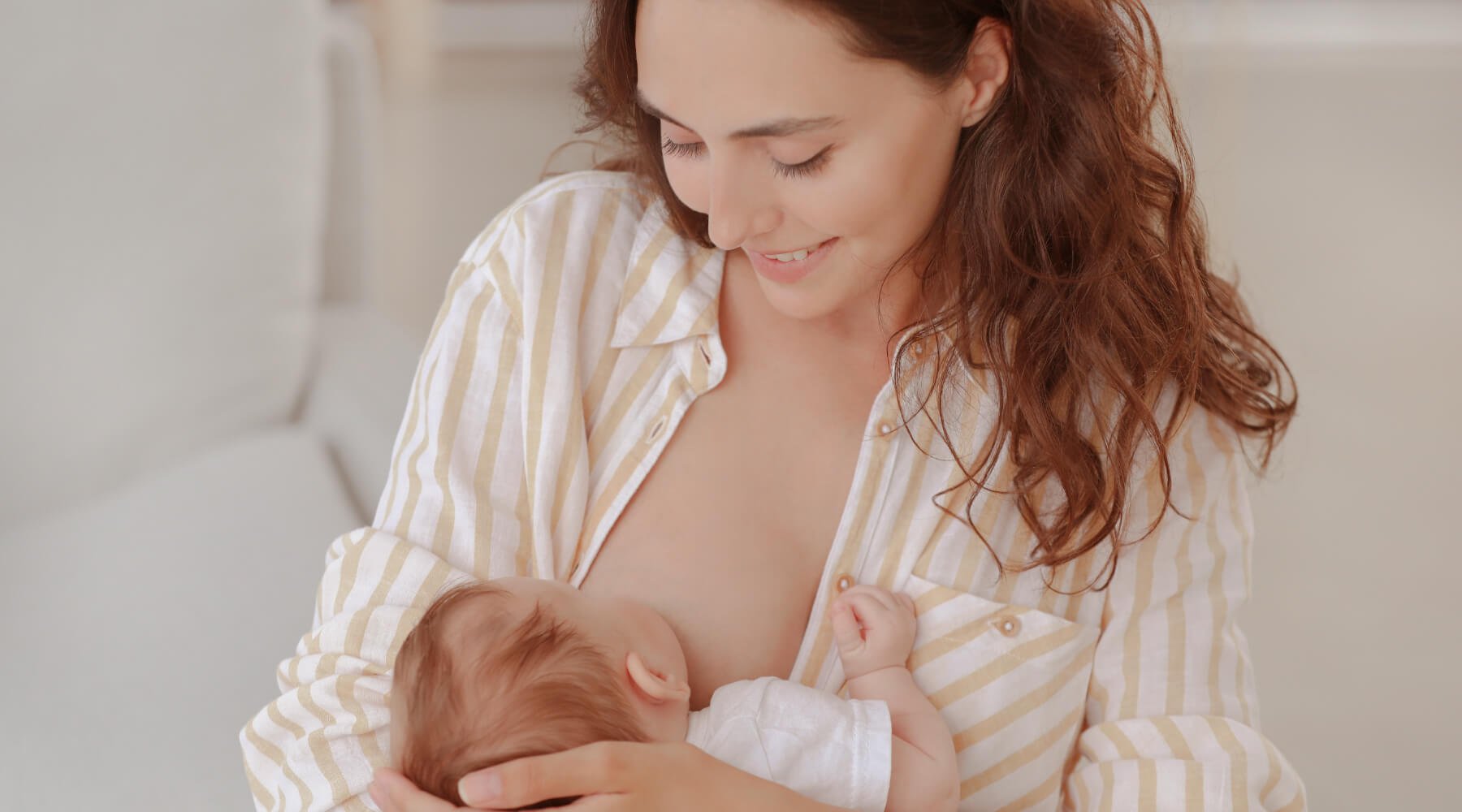 Why Do Babies Spit Up? - Lovemère