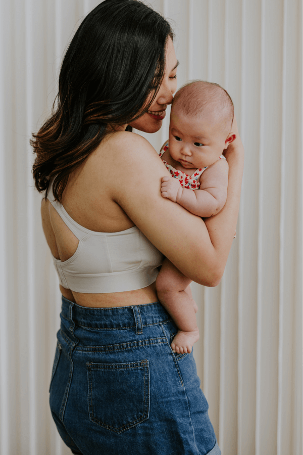 Skye Pump Bra for breast pumping