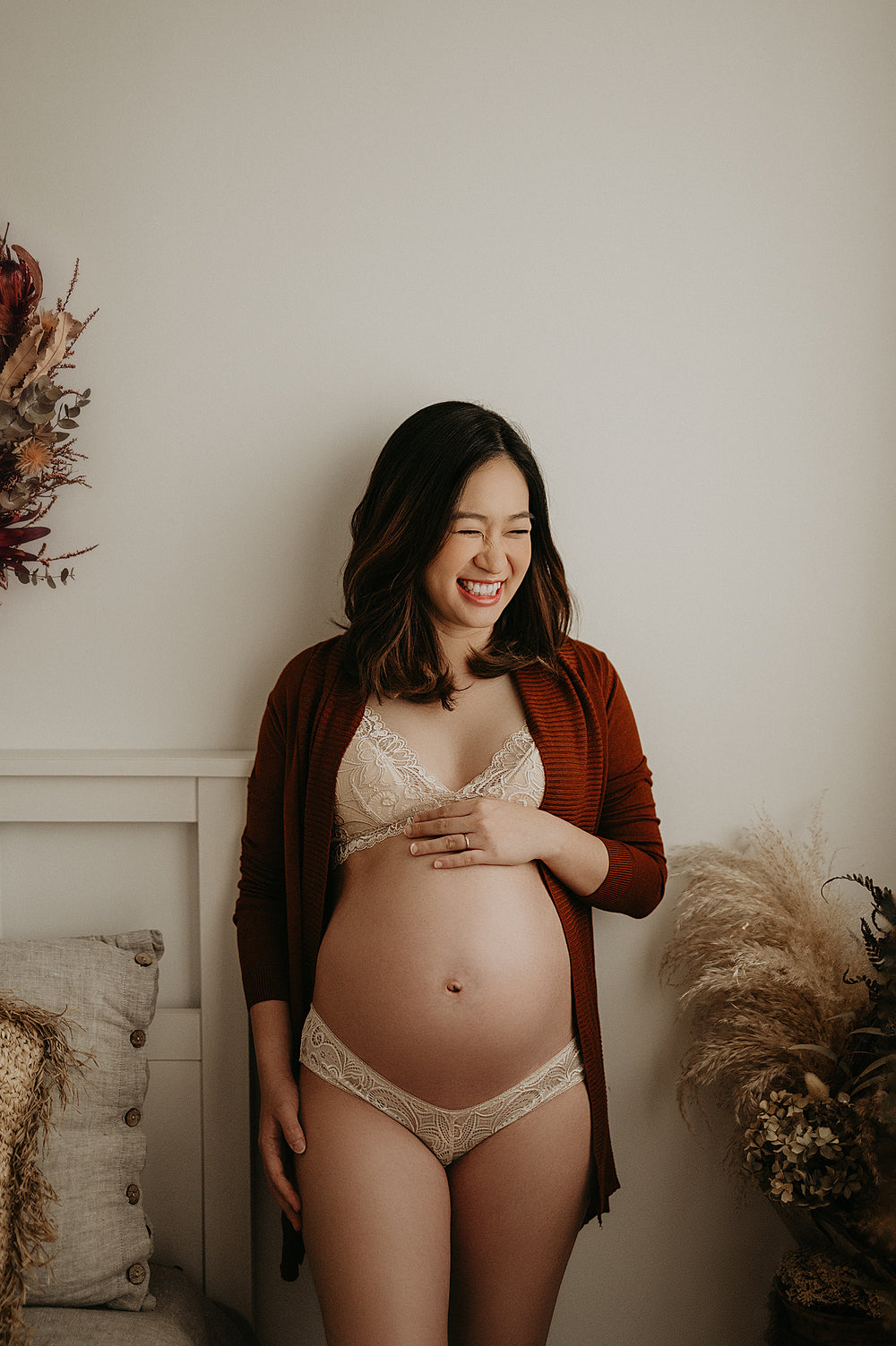 Avery Dove maternity bra and panties
