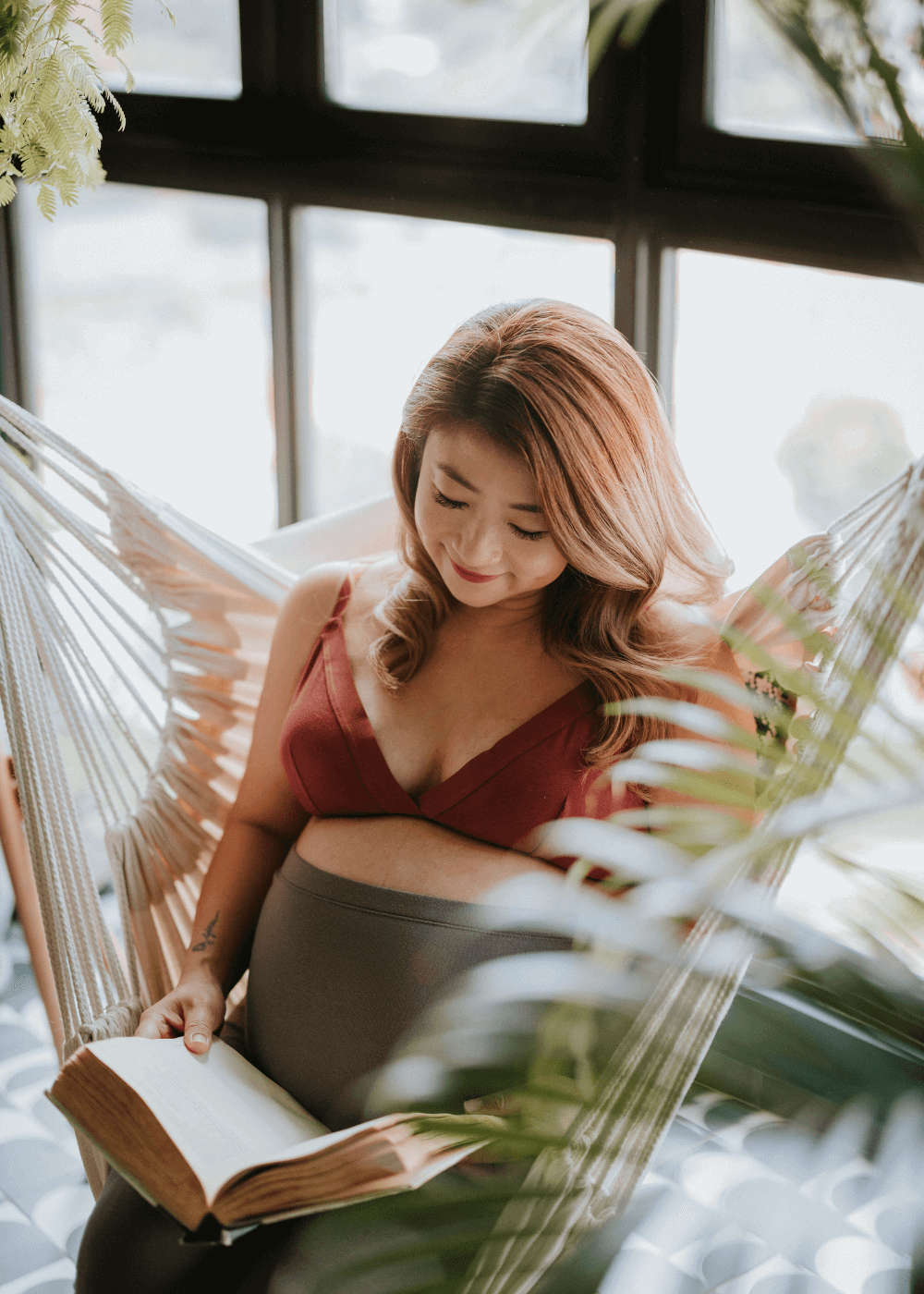 Stella Ng Wearing Brooklyn Triangle Bra and Maternity Leggings